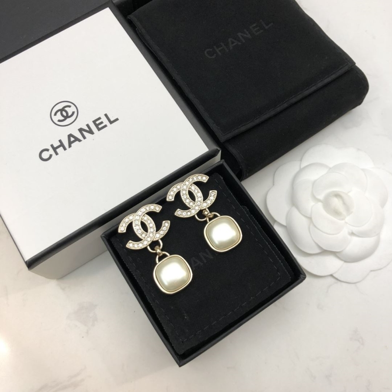 Ch**el earrings